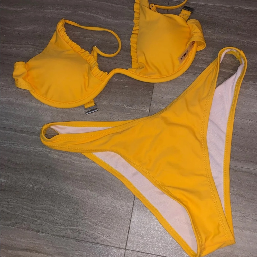 yellow bikini set